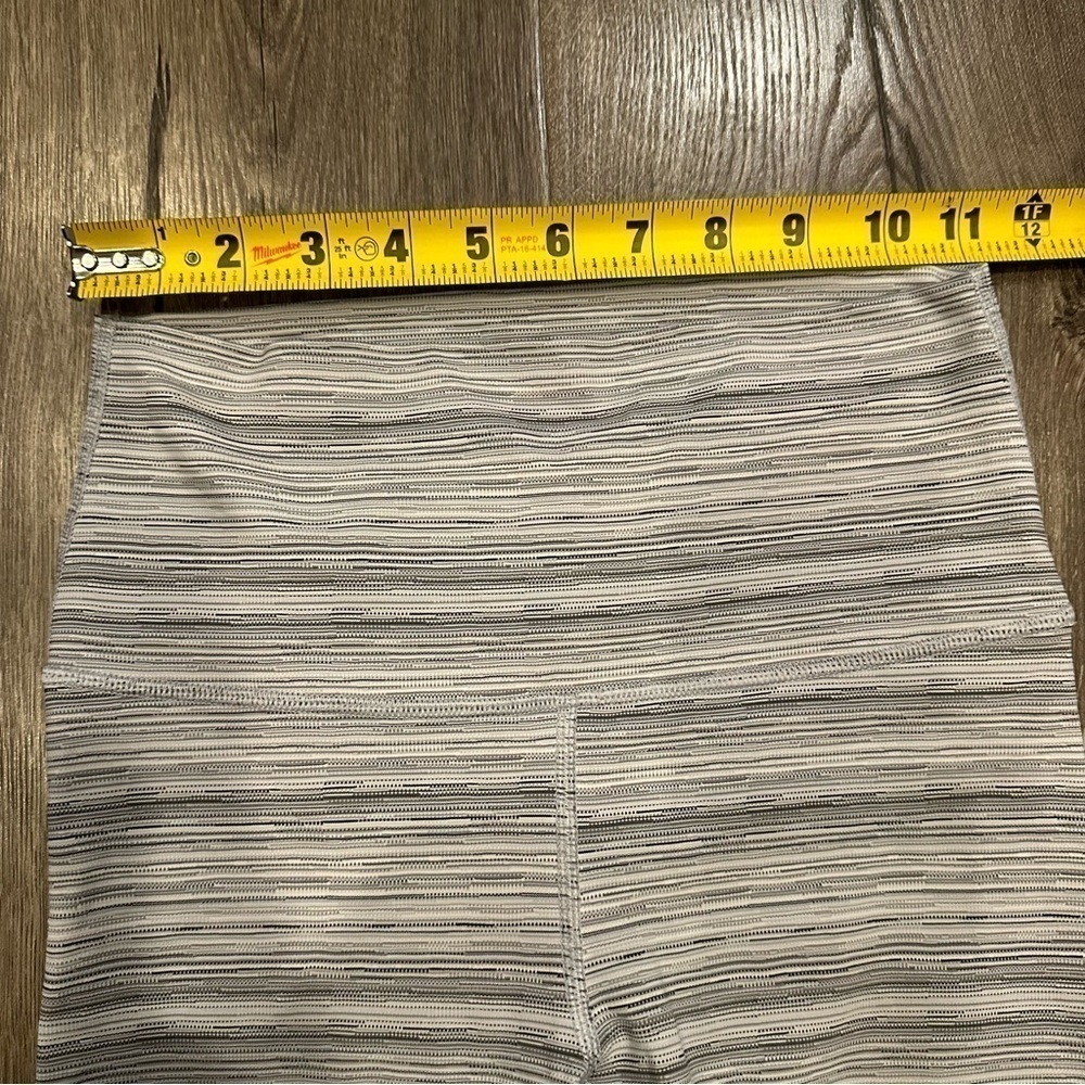 Lululemon High Times Pant Cyber Stripe Silver Fox High Rise 4 Gray White Stripe - Picture 6 of 14